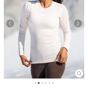 Women's Long Sleeve Crewneck Merino Wool Top - Off-White